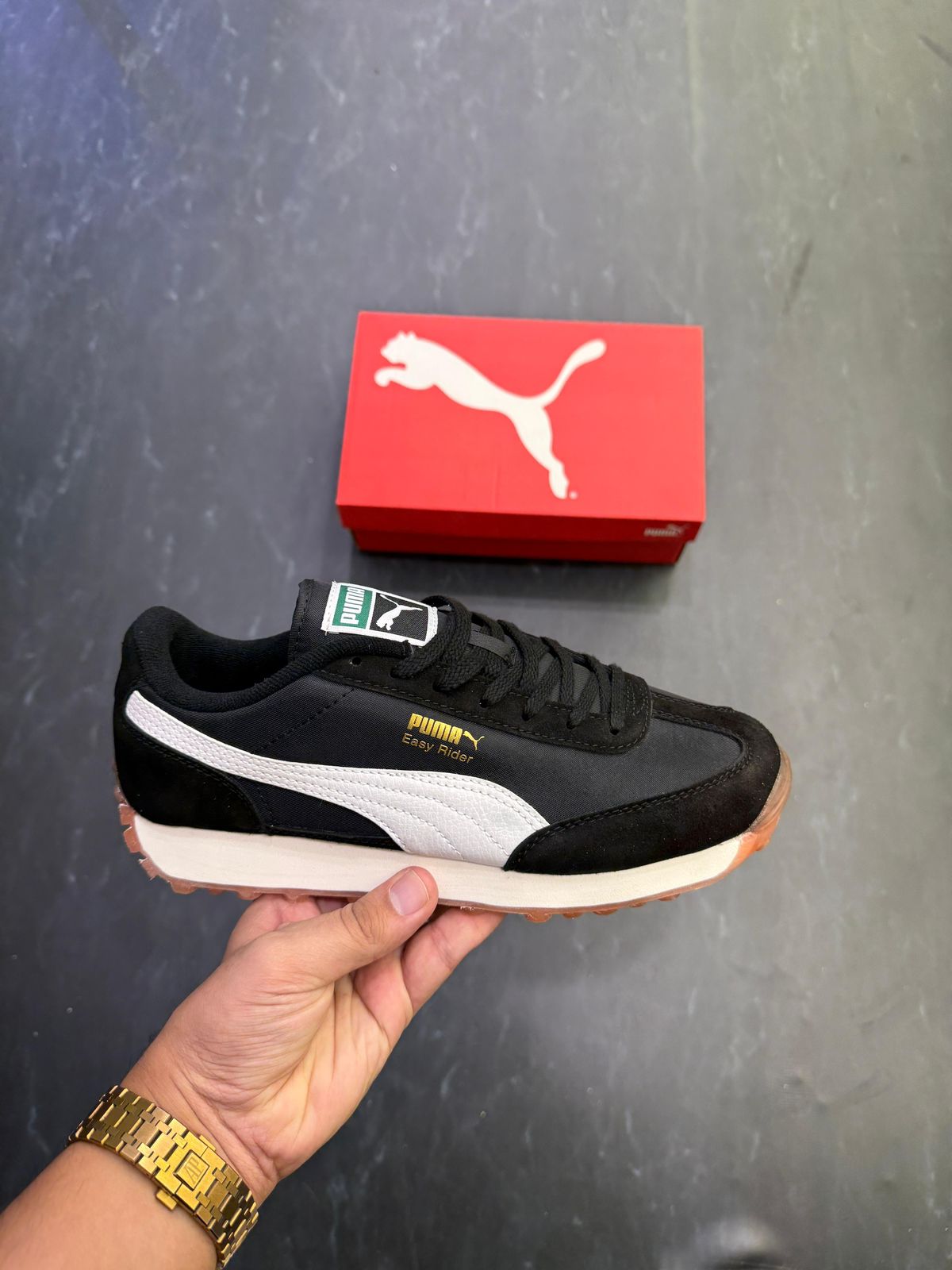 PUMA EASY RIDER BLACK WHITE 